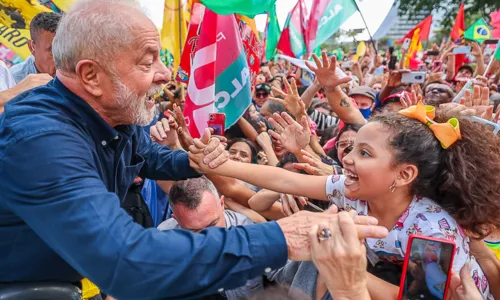 
                                        
                                            Lula é eleito presidente da República para 3º mandato
                                        
                                        