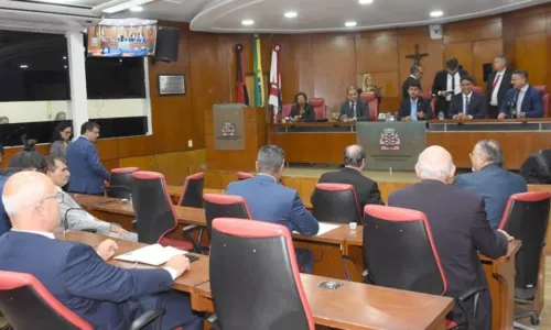 
                                        
                                            Câmara de João Pessoa aumenta número de vereadores de 27 para 29
                                        
                                        