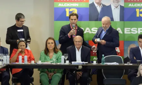 
                                        
                                            João Azevêdo e Veneziano participam de evento com Lula em São Paulo
                                        
                                        