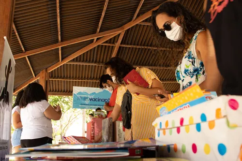 
				
					Feira Literária de Campina Grande 2023 divulga programação completa
				
				