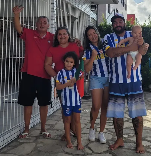 
				
					Pai de Otávio vibra ao ver o filho defender Portugal na Copa do Mundo
				
				