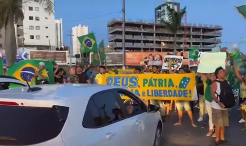 
				
					Manifestantes bolsonaristas bloqueiam vias na Paraíba nesta terça-feira (1º)
				
				