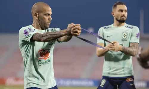 
                                        
                                            Brasil x Camarões: Seleção tenta a 1ª colocação do Grupo G da Copa do Mundo
                                        
                                        