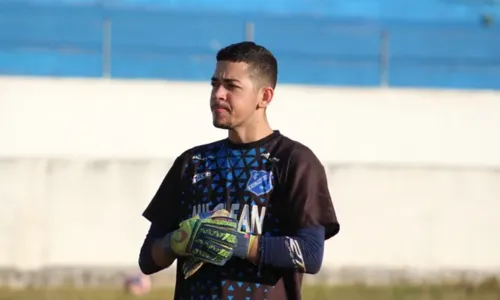 
                                        
                                            Treze anuncia goleiro de 22 anos e fecha contratações para a posição
                                        
                                        