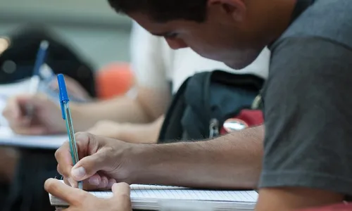 
                                        
                                            Enem 2023: curso preparatório gratuito da UFPB abre 60 vagas
                                        
                                        