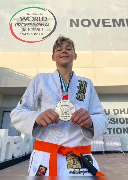 
                                        
                                            Paraibano Arthur Piloto conquista prata no mundial de jiu-jitsu
                                        
                                        