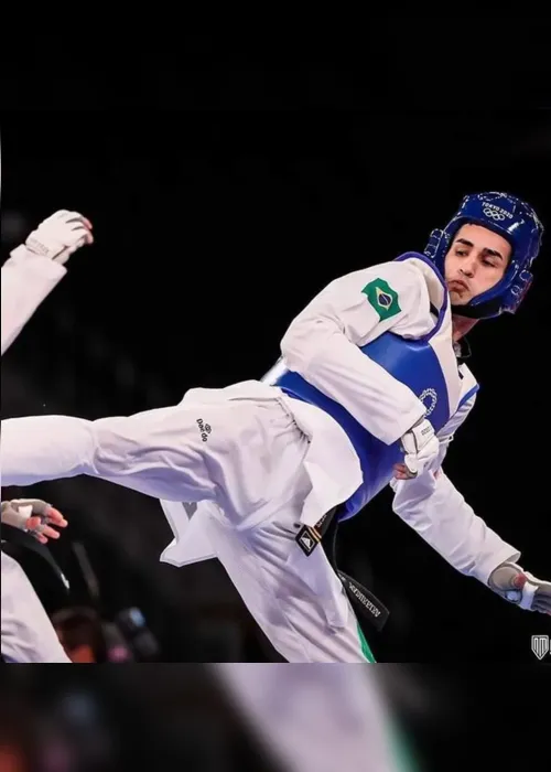 
                                        
                                            Netinho Marques vibra com vice no Mundial de taekwondo e diz ter realizado sonho com medalha
                                        
                                        