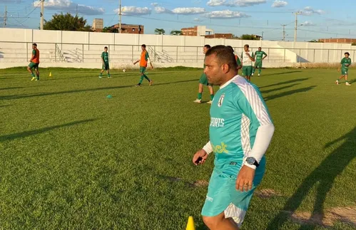 
				
					Sousa vence novamente o Atlético-CE e avança para o mata-mata do acesso da Série D
				
				