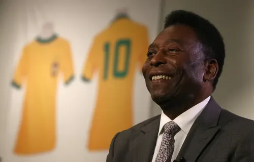 
				
					Morre Pelé, o Rei do Futebol, aos 82 anos
				
				