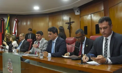 
                                        
                                            Câmara de João Pessoa aprova Orçamento de 2023 com estimativa de receita de R$ 3,7 bilhões
                                        
                                        