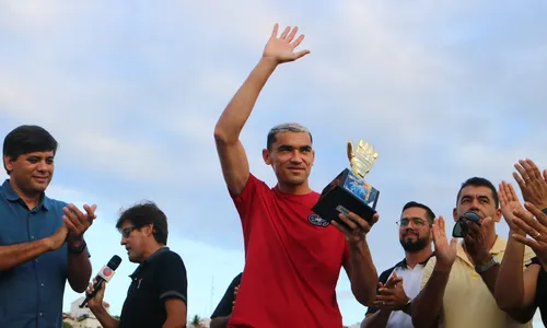 
                                        
                                            Goleiro do Flamengo, Santos visita Cabaceiras e promete seguir dando orgulho para seu povo
                                        
                                        