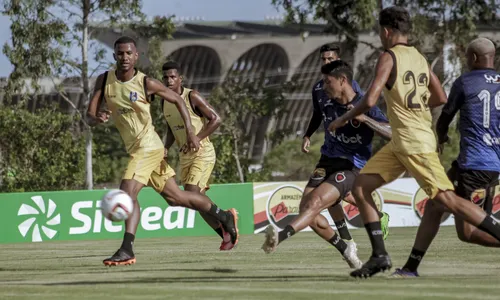 
                                        
                                            Meia do Botafogo-PB foca na pré-Copa do Nordeste e acredita na classificação
                                        
                                        