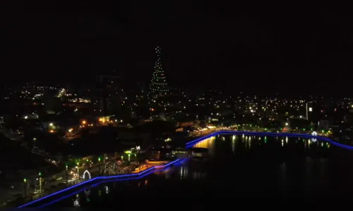
				
					Show de drones ilumina céu de Campina Grande no Natal; veja imagens
				
				