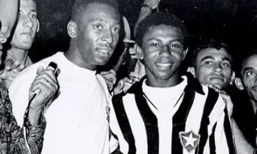 
                                        
                                            Botafogo-PB resgata memória de quando enfrentou o Rei Pelé
                                        
                                        