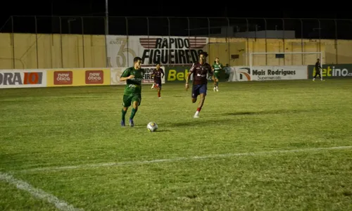 
                                        
                                            Sousa empata com Barbalha no último amistoso antes da estréia na pré-Copa do Nordeste
                                        
                                        