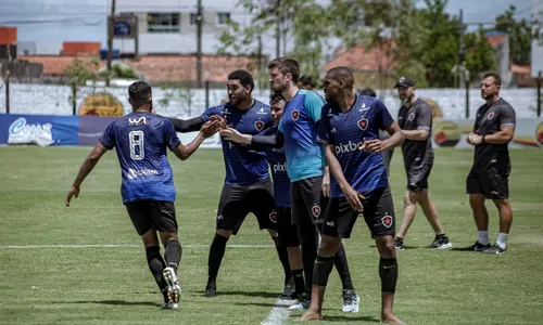 
                                        
                                            Botafogo-PB fecha com empresa de apostas como novo patrocinador master
                                        
                                        