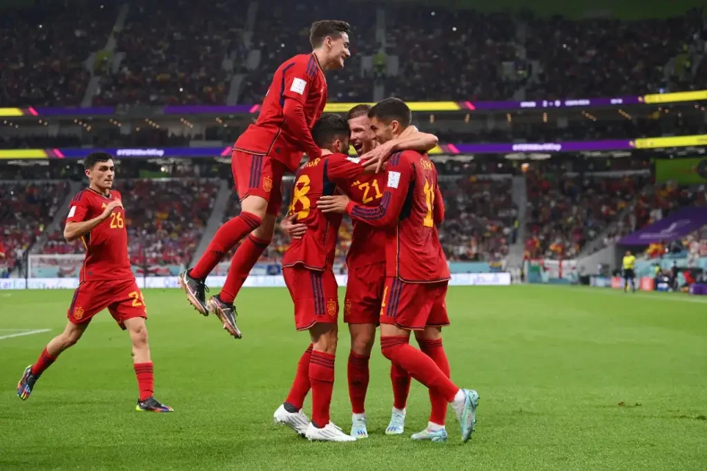 
                                        
                                            Copa do Mundo: Espanha e Portugal entram em campo buscando vaga nas quartas de final
                                        
                                        