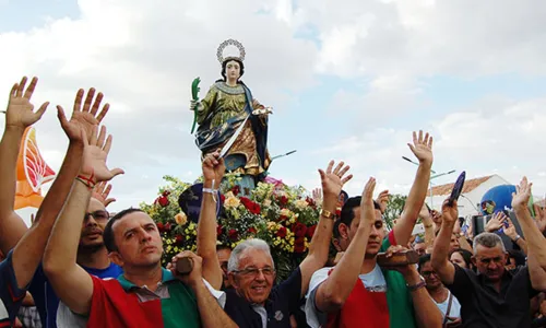 
                                        
                                            História de Santa Luzia e Operação da PF contra tráfico são destaques
                                        
                                        