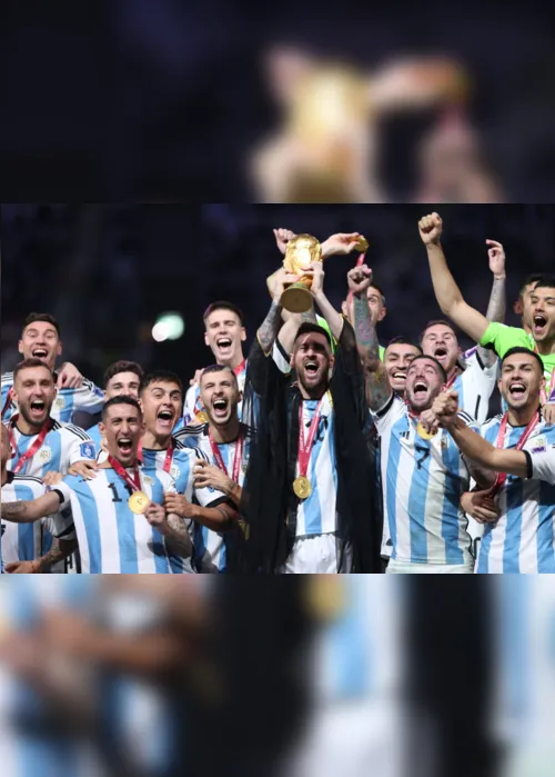 
                                        
                                            Copa do Mundo no Catar: Messi brilha, Argentina vence França nos pênaltis e conquista o tri
                                        
                                        