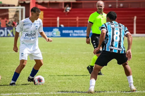 
				
					Copinha 2024: Serra Branca e Queimadense representam a Paraíba
				
				