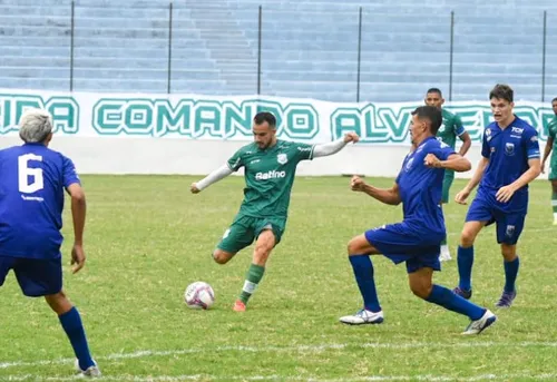 
				
					Campeonato Paraibano 2023 terá nomes conhecidos no futebol brasileiro
				
				