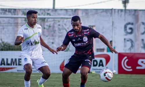 
                                        
                                            Campinense e Serra Branca empatam sem gols, no Amigão, pelo Campeonato Paraibano
                                        
                                        