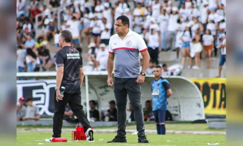 
				
					Leston relembra acesso com o Floresta e quer Campinense decisivo na busca pela Série C
				
				