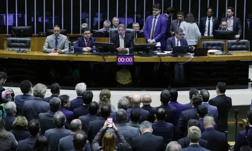 
                                        
                                            PL das fake news tem urgência aprovada; confira votos dos deputados da Paraíba
                                        
                                        