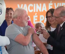Imagem de Alckmin vacinando Lula é um alívio para quem viveu sob o negacionismo de Bolsonaro