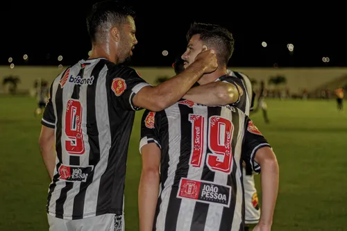 
				
					Diá faz contas e vê Botafogo-PB nas semifinais do Paraibano com 17 pontos
				
				