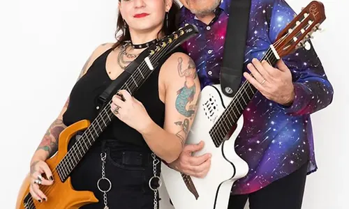 
                                        
                                            Linda, filha de Zé Ramalho, transforma antigo sucesso do pai em rock pesado
                                        
                                        