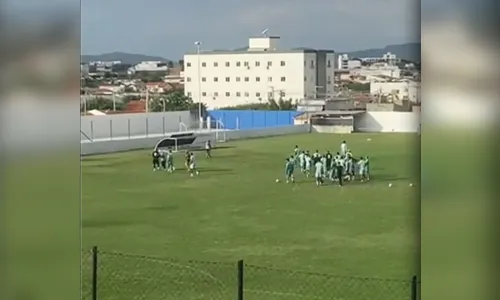 
				
					Nacional de Patos desliga dois atletas após tumulto no último treino
				
				