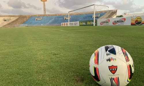 
                                        
                                            Botafogo-PB 1 x 1 São Paulo Crystal: assista aos melhores momentos
                                        
                                        