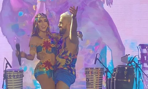 
                                        
                                            Paraibano sobe no palco e dança com Anitta no Carnaval de Olinda
                                        
                                        