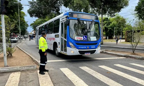 
                                        
                                            Veja como fica o trânsito na abertura do Folia de Rua, em João Pessoa
                                        
                                        