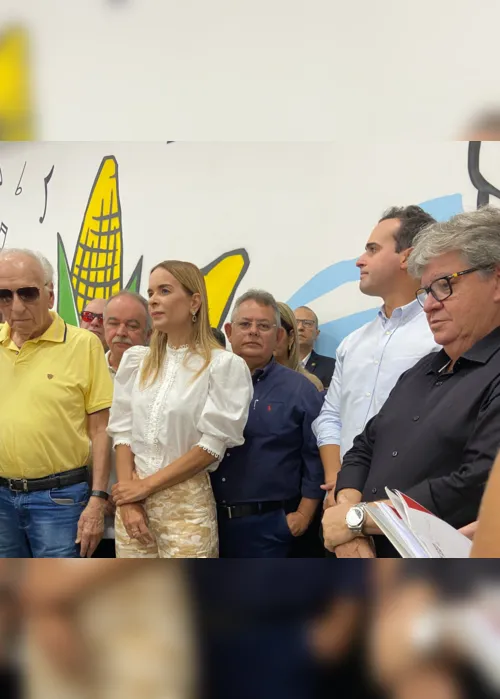 
                                        
                                            Governador sinaliza para apoio à provável candidatura de Daniella em Campina Grande
                                        
                                        