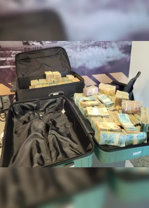 
                                        
                                            Polícia Federal apreende mala de dinheiro no aeroporto de João Pessoa
                                        
                                        