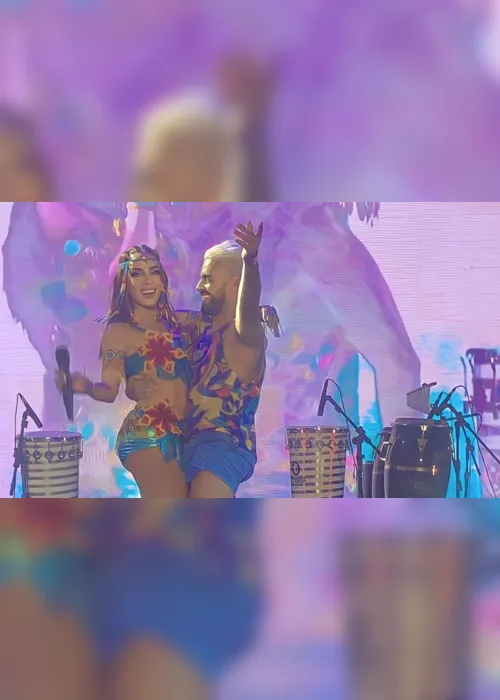 
                                        
                                            Paraibano sobe no palco e dança com Anitta no Carnaval de Olinda
                                        
                                        