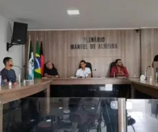 Vereadores de Cacimbas, no Sertão da Paraíba, aprovam lei para população "bancar" cirurgia de prefeito