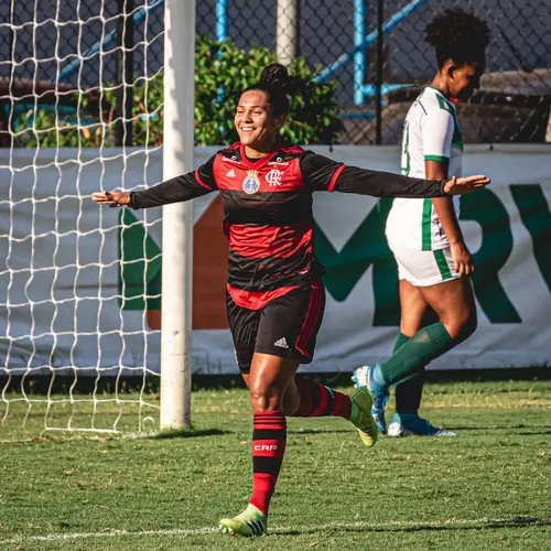 
				
					Pretinha, Lú Meireles e Silvana Fernandes: mulheres que carregam a Paraíba no esporte
				
				