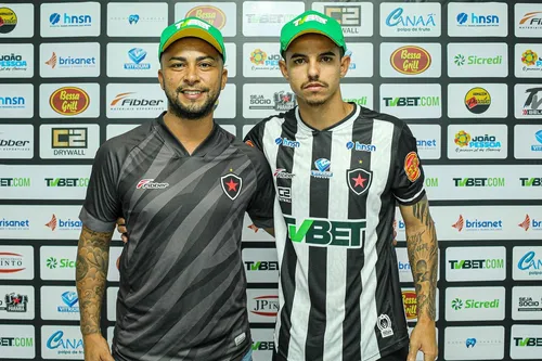 
				
					Djavan no Botafogo-PB: veja os números do volante com a camisa do Belo
				
				