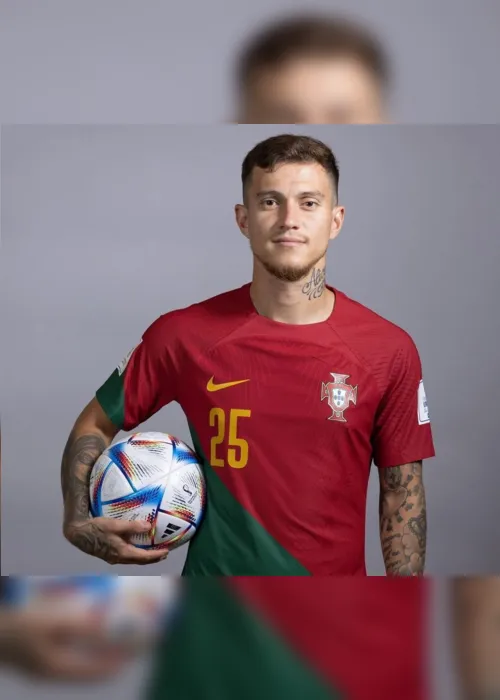 
                                        
                                            Otávio é convocado por Portugal para jogos das eliminatórias da Euro 2024
                                        
                                        