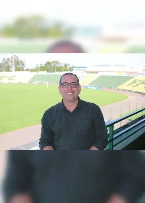 
                                        
                                            Conheça Renan Mobarack, o dirigente anunciado e "descontratado" pelo Botafogo-PB
                                        
                                        
