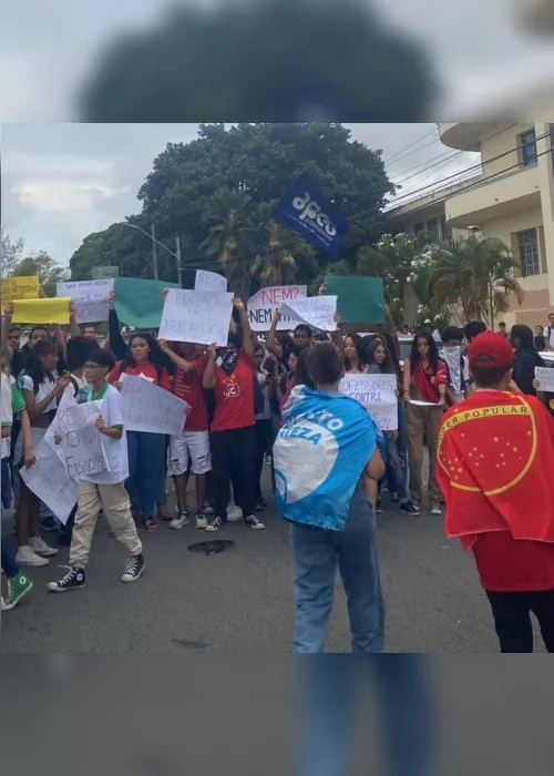 
                                        
                                            Estudantes fazem mobilização contra o novo ensino médio, em João Pessoa
                                        
                                        