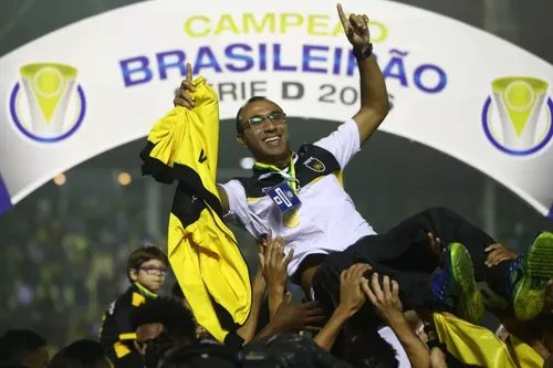 
				
					Novo goleiro do Botafogo-PB, Mota já foi campeão com o técnico Surian em 2016; relembre
				
				