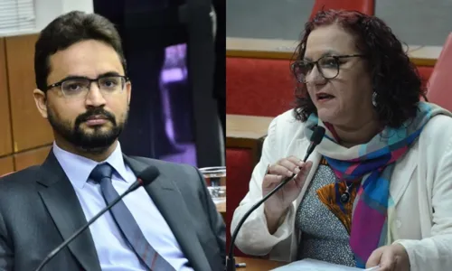 
                                        
                                            PSB coloca Tibério no comando do partido em João Pessoa e causa mal estar com Sandra Marrocos
                                        
                                        