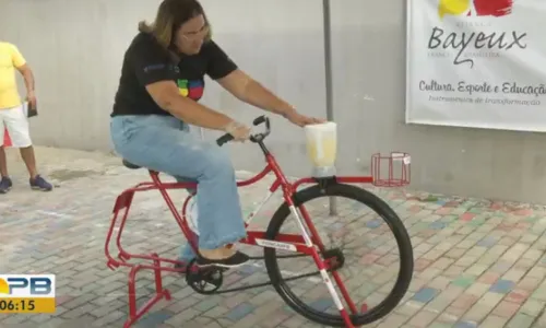 
                                        
                                            Paraibanos criam bicicleta capaz de produzir suco a partir de pedaladas
                                        
                                        