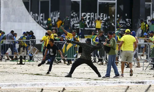 
                                        
                                            Congresso deve analisar quarta-feira instalação da CPI mista para investigar ataques do 8 de janeiro
                                        
                                        