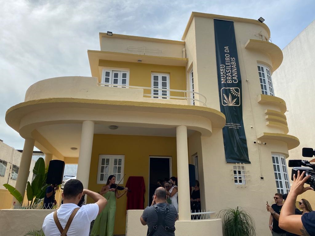 
                                        
                                            Abrace inaugura em João Pessoa o primeiro Museu da Cannabis do Brasil
                                        
                                        