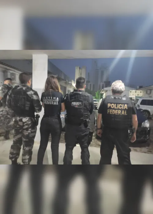 
                                        
                                            Operação prende suspeitos de traficar drogas utilizando carro de provedora de internet, em Campina Grande
                                        
                                        